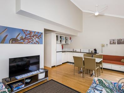8/7 Panorama Drive, Preston Beach WA 6215