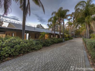 209 Lewis Road, Forrestfield WA 6058