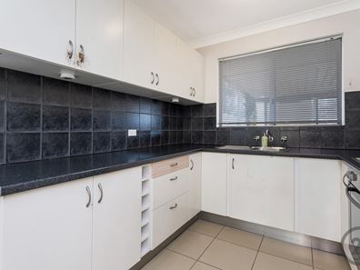 38 Goomarl Street, Dudley Park WA 6210