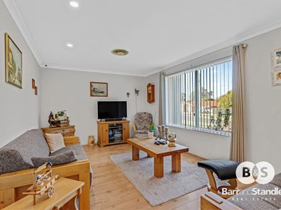 4 Collinsville Way, Usher WA 6230