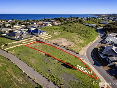 90 Stillwater Avenue, Drummond Cove WA 6532