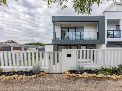 6/2 Crystalline Rd, Spearwood WA 6163