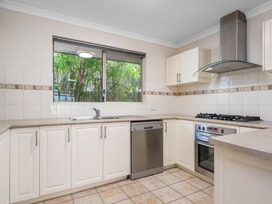 6 Borromei Mews, Somerville WA 6430