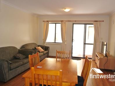 Room 2/27B Lakeside Dve, Joondalup WA 6027