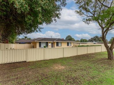 4 Gerald Street, Armadale WA 6112