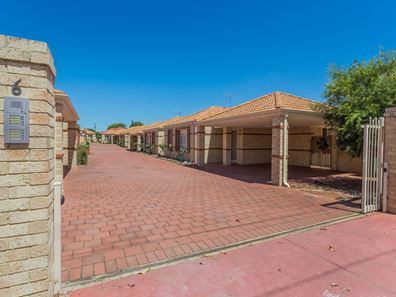 7/4-6 Beverley Road, Cloverdale WA 6105