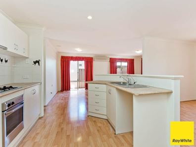 7/4-6 Beverley Road, Cloverdale WA 6105