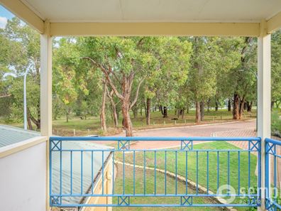 10 Ellis Road, Kardinya WA 6163