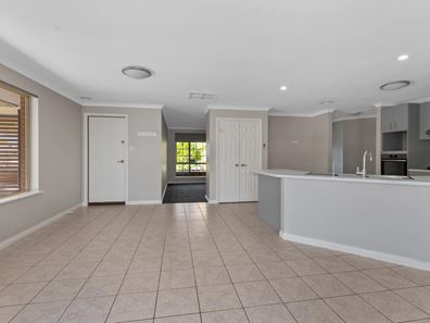 16 Chapman Drive, Somerville WA 6430