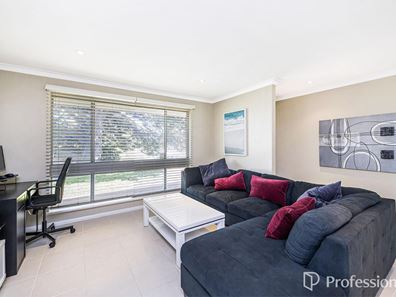 66 Dolphin Way, Beldon WA 6027