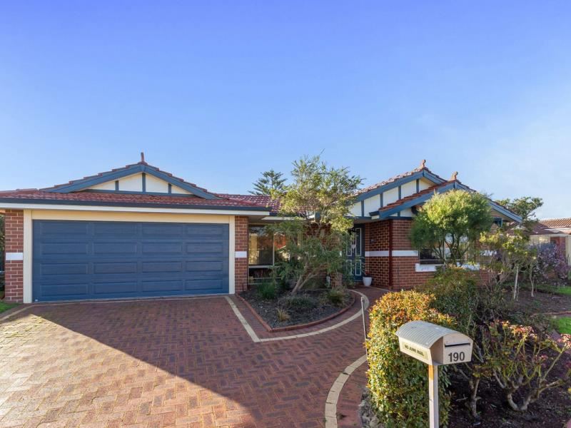 190 Kinross Drive, Kinross