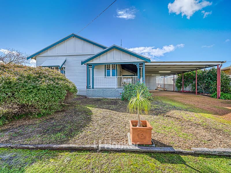4 Denton Street, Collie WA 6225