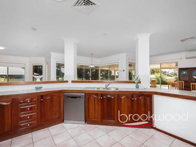 20 Painter Crescent, Mundaring WA 6073