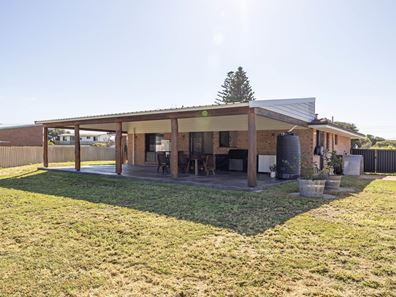 35 Cordoba Way, Cervantes WA 6511
