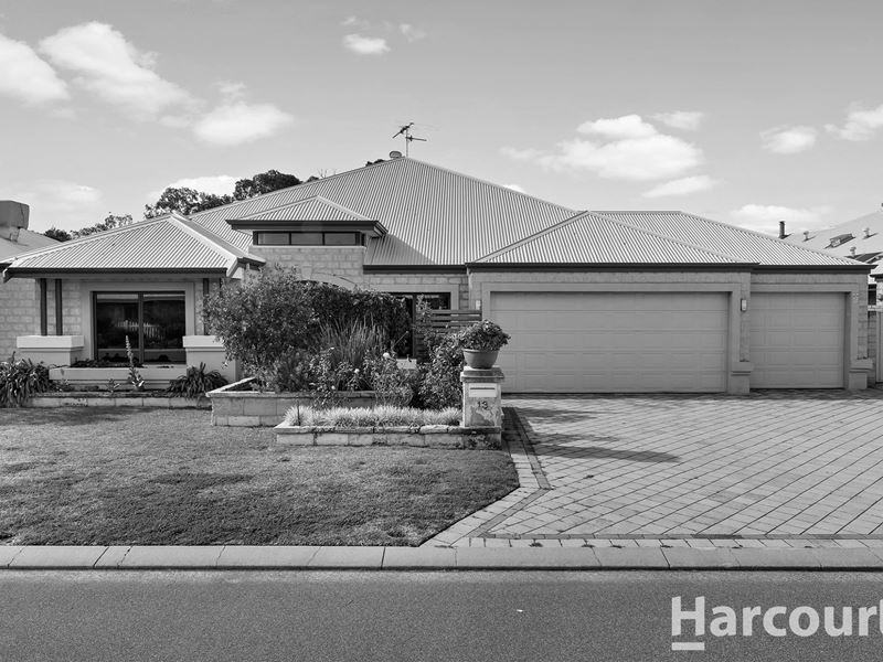 13 Carnarvon Way, Erskine WA 6210