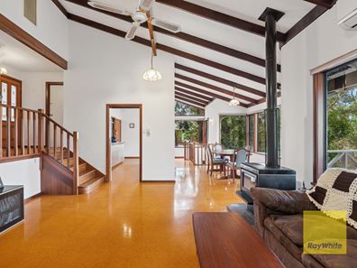 46 Chaucer Way, Kalamunda WA 6076