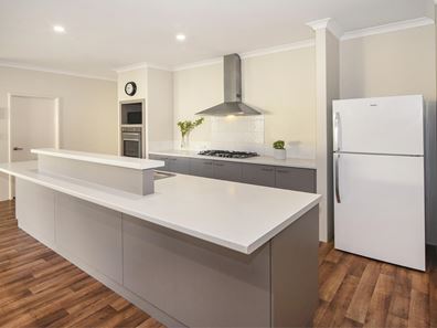 5 Indooroopilly Crescent, Dunsborough WA 6281