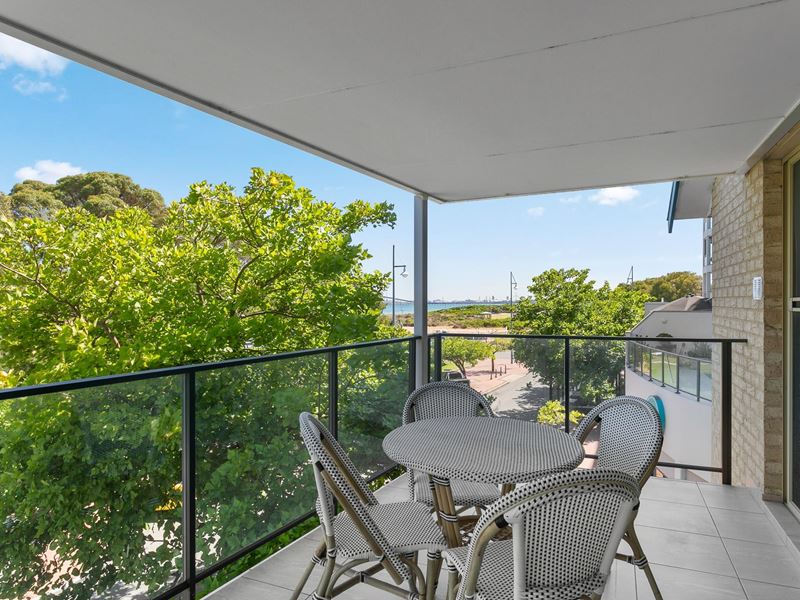 26/58 Kent Street, Rockingham WA 6168