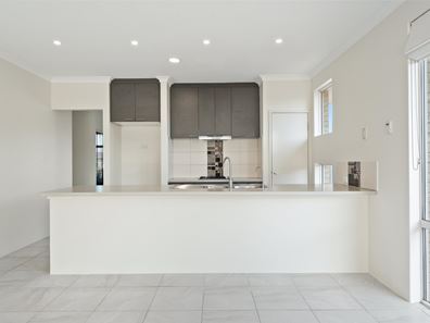 10 Honeysuckle Mews, Baldivis WA 6171