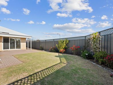 10 Honeysuckle Mews, Baldivis WA 6171