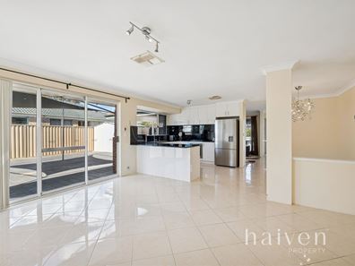 15 Mackay Crescent, Gosnells WA 6110