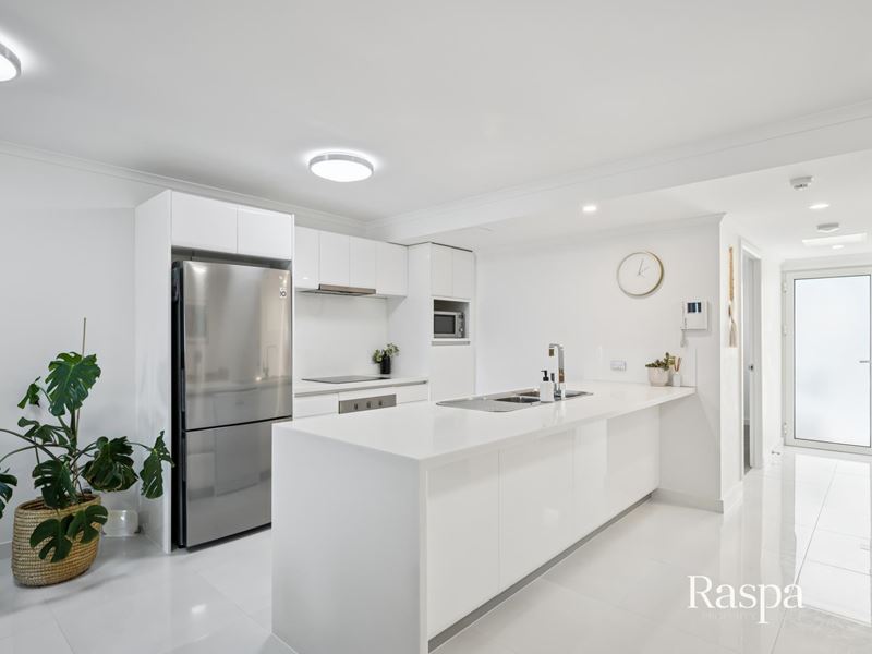 4/3 Bellion Drive, Hamilton Hill WA 6163