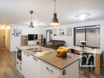 16 Antibes Way, Yalyalup WA 6280
