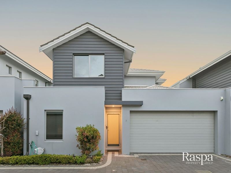 2/8 Socrates Parade, North Coogee WA 6163