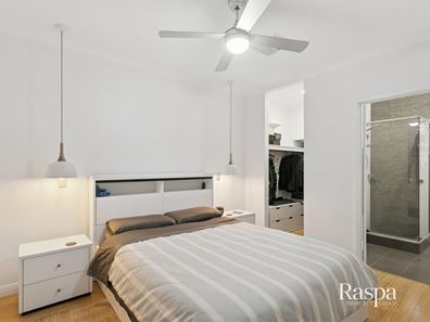 2/8 Socrates Parade, North Coogee WA 6163