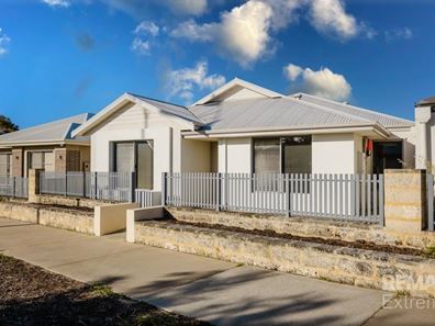 4/51 Axbridge Grange, Alkimos WA 6038