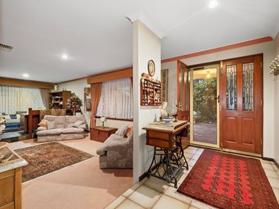 23 Windmill Drive, Bibra Lake WA 6163