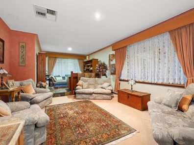 23 Windmill Drive, Bibra Lake WA 6163