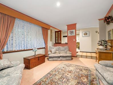 23 Windmill Drive, Bibra Lake WA 6163