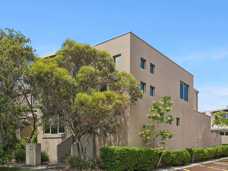 1/183 Marmion Street, Fremantle WA 6160
