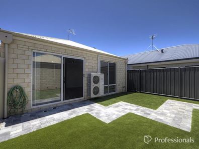 4 Peg Lane, Yanchep WA 6035