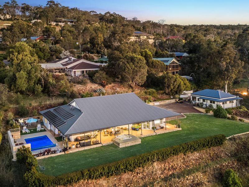 23 Talus Drive, Mount Richon WA 6112