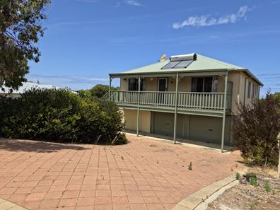 49 Wilkinson Street, Hopetoun WA 6348