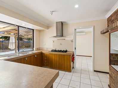 4 Fulton Close, Willetton WA 6155
