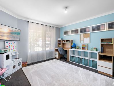 53 Brown Crescent, Seville Grove WA 6112