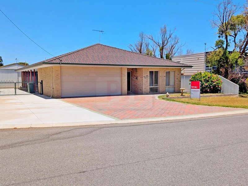 55 Drummond Circus, Cervantes WA 6511