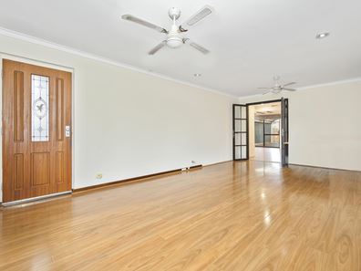 12 Eastwood Way, Hamersley WA 6022