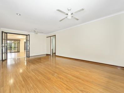 12 Eastwood Way, Hamersley WA 6022