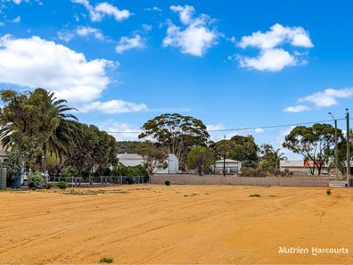 34 Massingham Street, Kellerberrin WA 6410