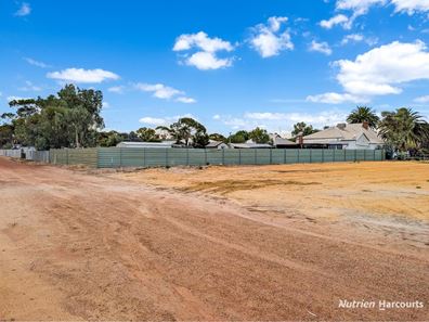34 Massingham Street, Kellerberrin WA 6410