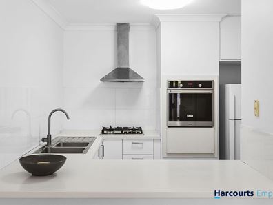 7/71 Dover Road, Scarborough WA 6019