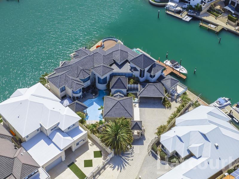 51 Aztec Islands Retreat, Halls Head WA 6210