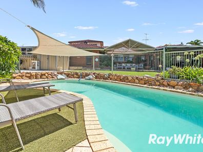 2 Nutans Court, Halls Head WA 6210