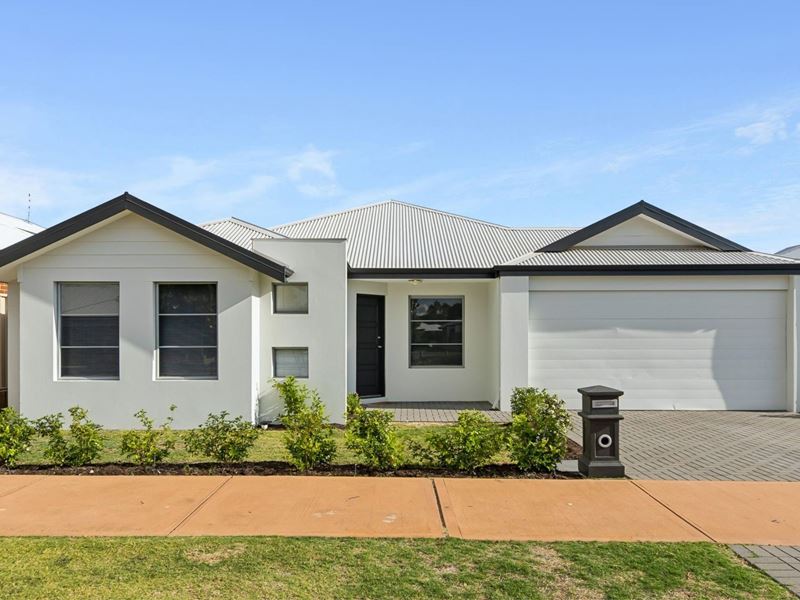 75 Suffolk Street, Caversham WA 6055