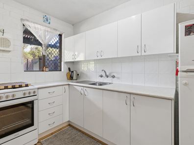 12/13 Merope Close, Rockingham WA 6168