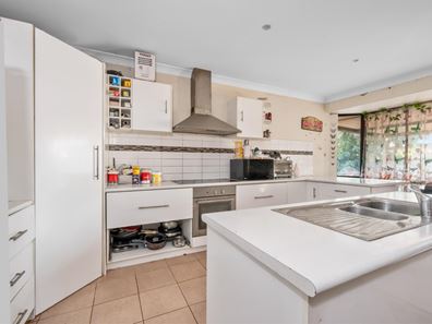 4 Teahan Street, South Kalgoorlie WA 6430